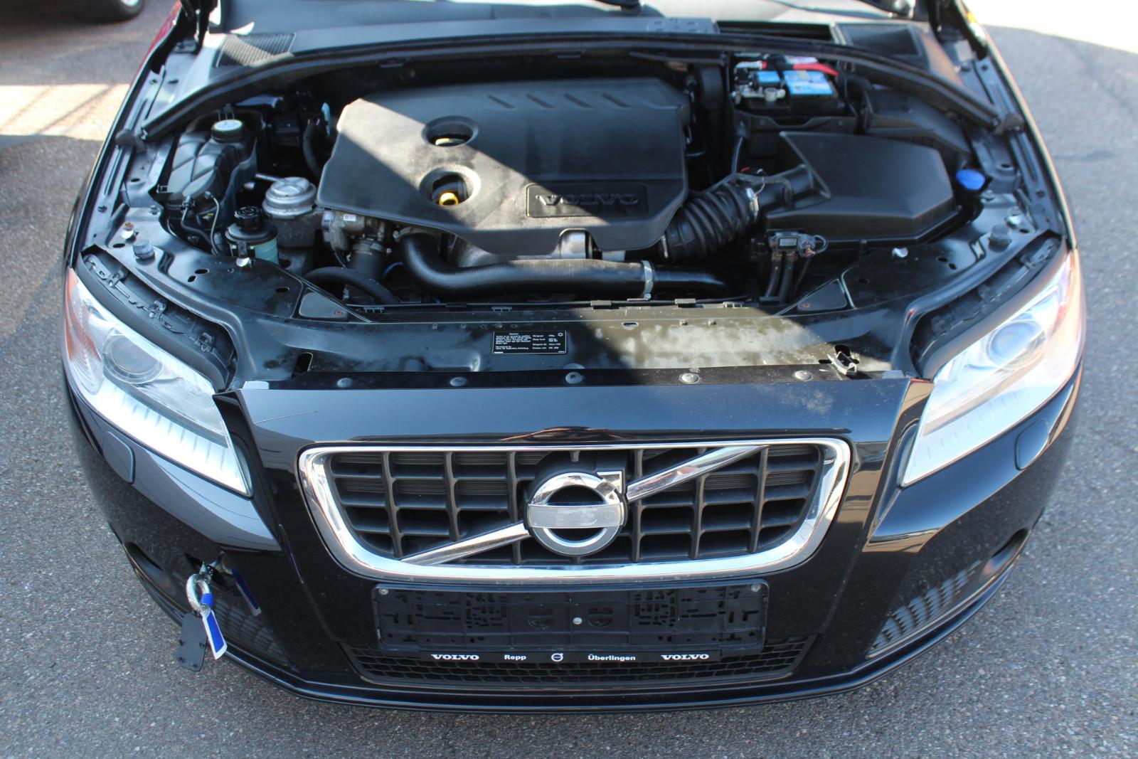 Volvo V70 2013 — photo 21