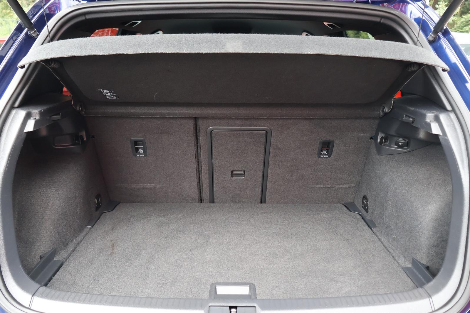 Volkswagen Golf VII 2.0 TSI DSG GTI PERF. LED NAVI VC