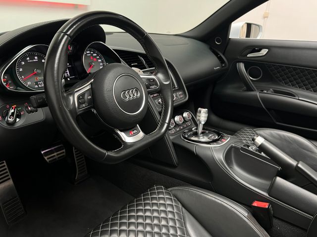 Audi R8 Spyder 4.2 FSI quattro 22.000 KM,Kamera,BO,