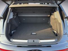 Fahrzeugabbildung DS Automobiles DS 7 1.6 E-Tense 225 Grand Chic