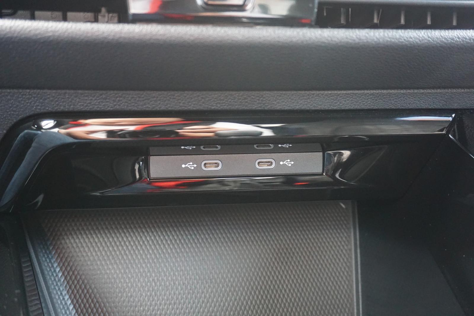 Volkswagen Golf VIII 1.5 R-Line LED ACC Android Apple PDC, миниатюра 23