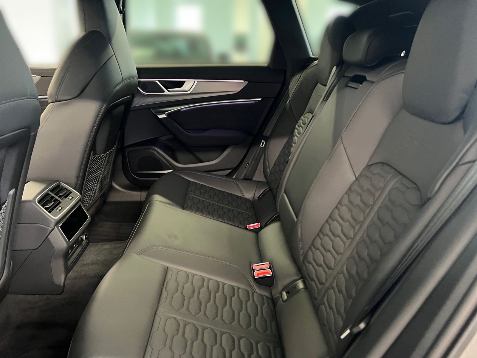 Audi RS6 - Bild 11