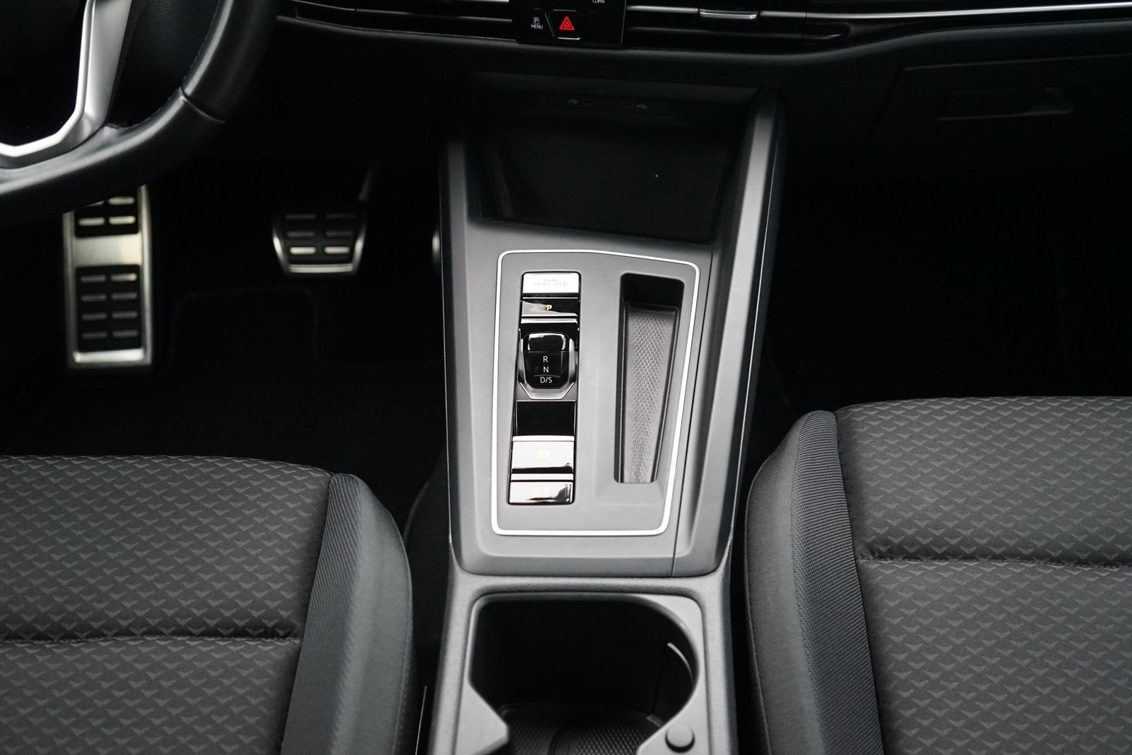 Volkswagen Golf VIII 2.0 TDI DSG United LED Navi Spurhalte, миниатюра 18