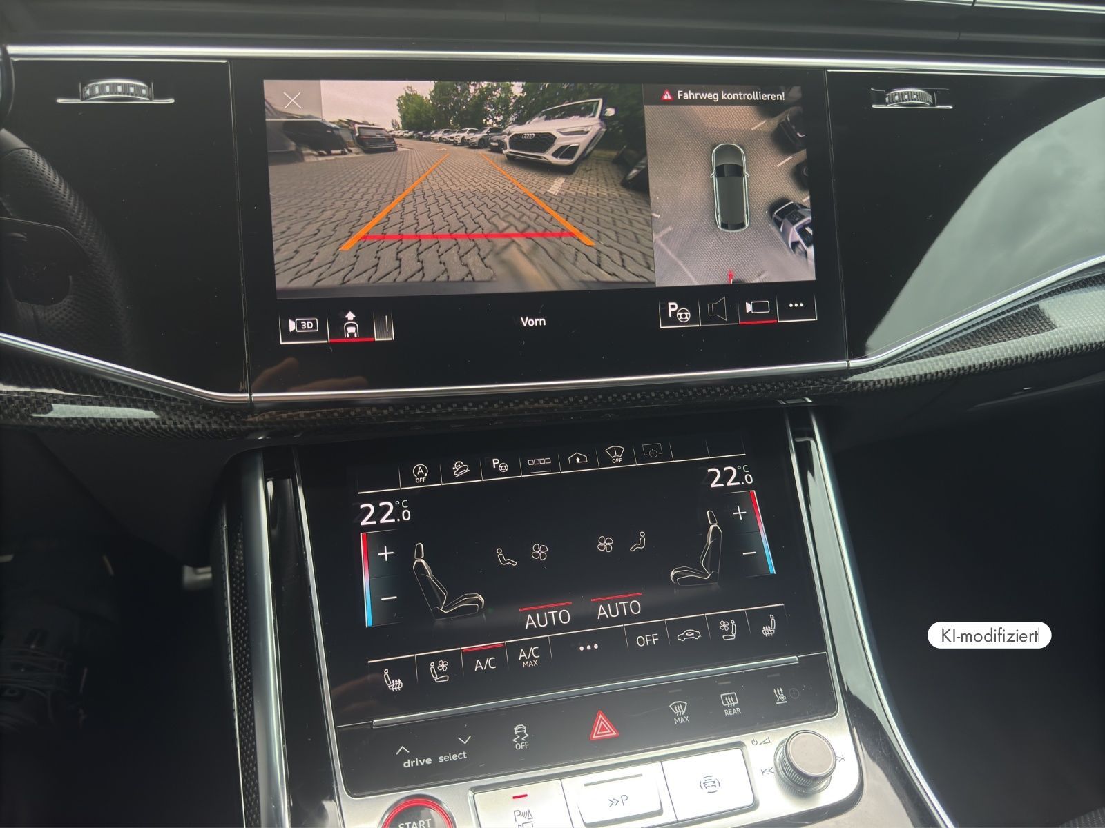 Audi SQ8 - Bild 12