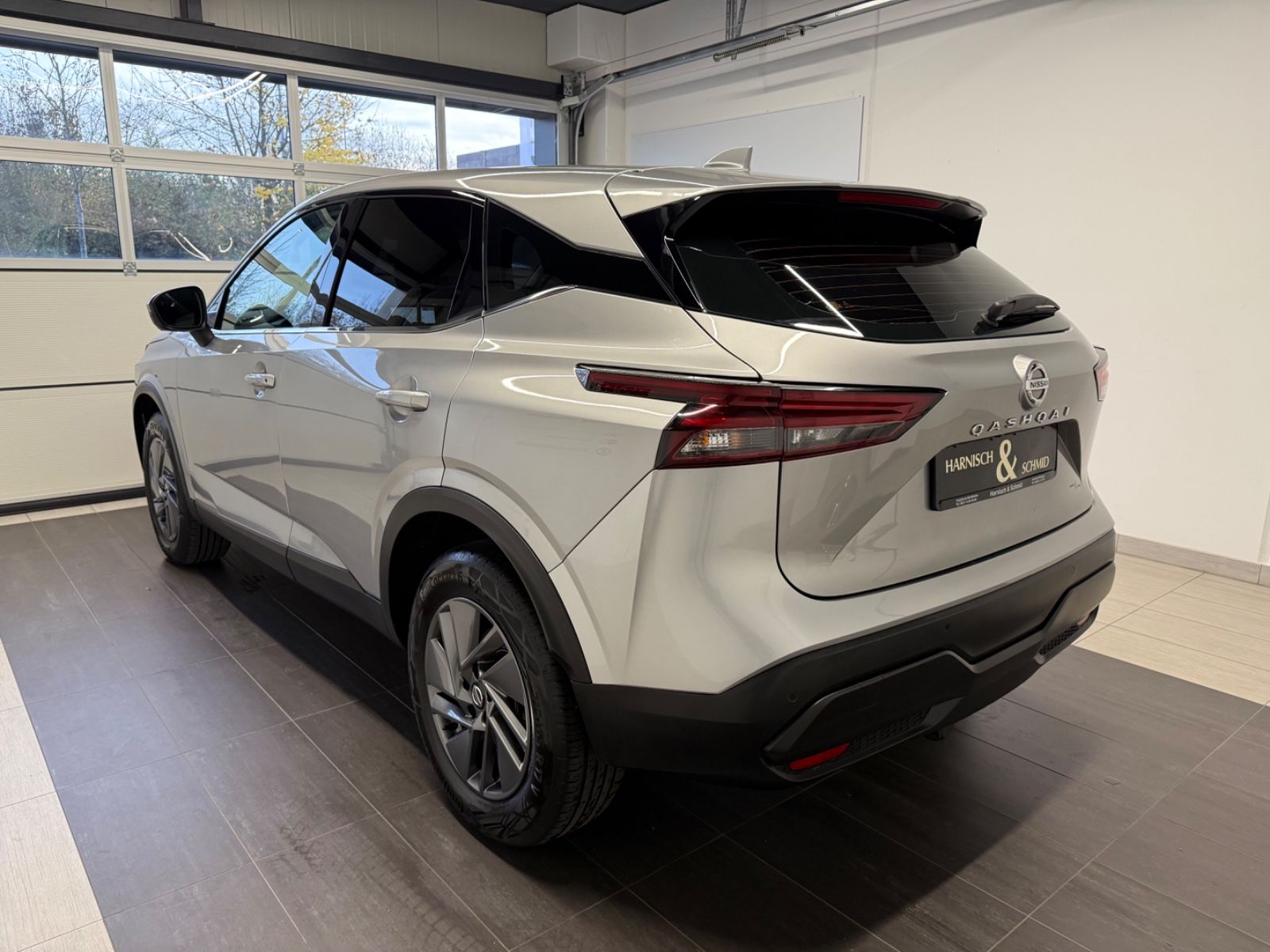 Fahrzeugabbildung Nissan Qashqai Acenta Nissan Connect Winter