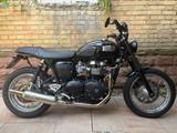 Triumph Thruxton 900 EFI - TRIUMPH THRUXTON 900