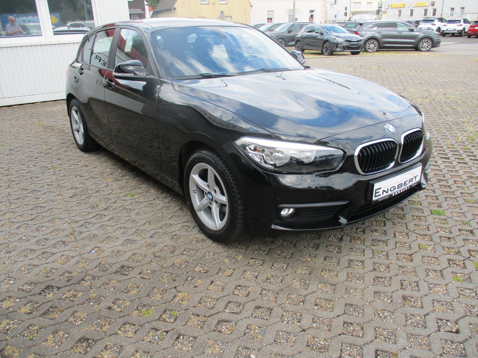 BMW 118 Lim. 5-trg. 118 i Advantage*Navi*Garantie