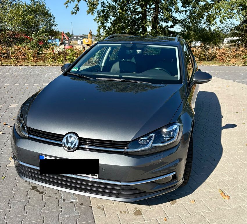 Image of Volkswagen Golf
