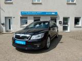 Skoda Octavia Combi RS *1.Hand*Navi*Xenon*SHZ*PDC* - Skoda Octavia aus 2010: Combi