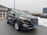 Hyundai Tucson 1.6 4WD AT Advantage   LED Kamera NAVI - Hyundai TUCSON: Automatik