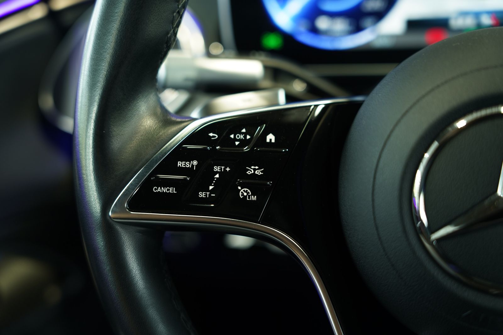 Mercedes Benz Eqs