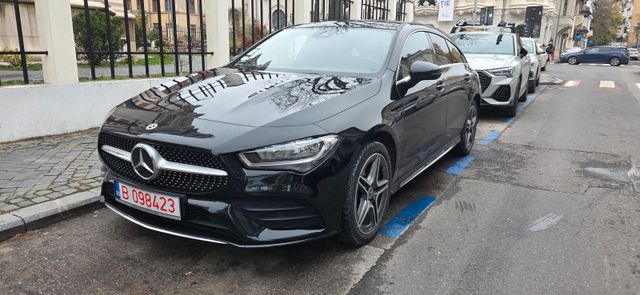 MERCEDES-BENZ CLA 250 e DCT -AMG LINE Panoramic/ Leder