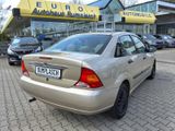 Ford Focus 1,6 16 V Ghia Klima Servo ABS Nebel - Ford Focus: Se