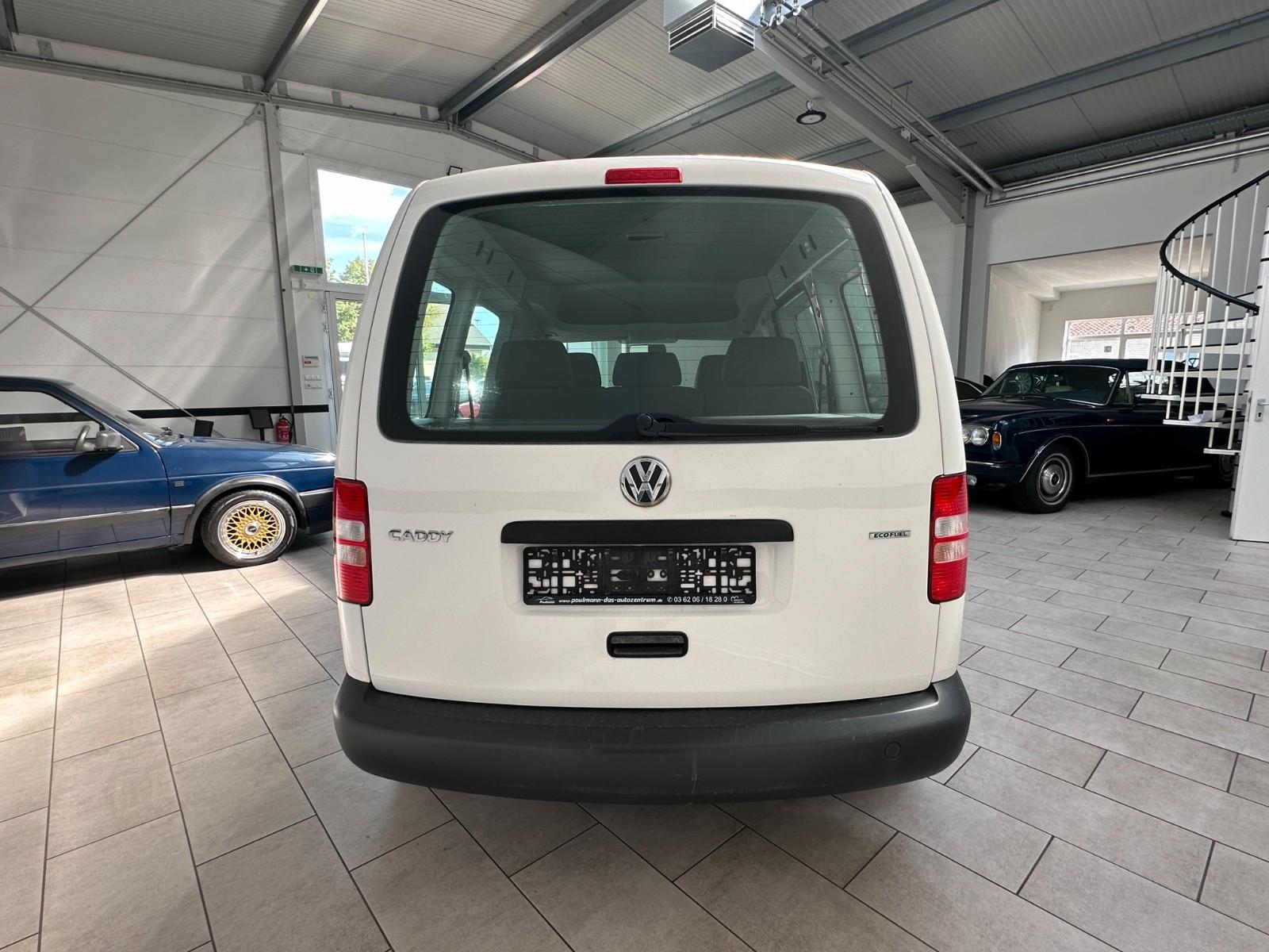 Volkswagen Caddy 2012 — photo 16