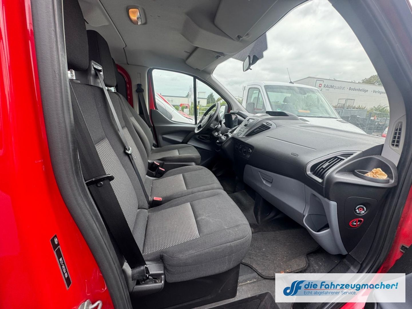 Fahrzeugabbildung Ford Transit Custom Tourneo 300 L1 *TURBOSCHADEN*2352