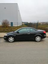 Renault Megane Coupé-Cabriolet Privilege 1.9 dCi FAP... - Renault Megane aus 2005 mit Diesel-Antrieb