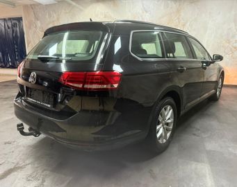 Volkswagen Passat Variant - 4