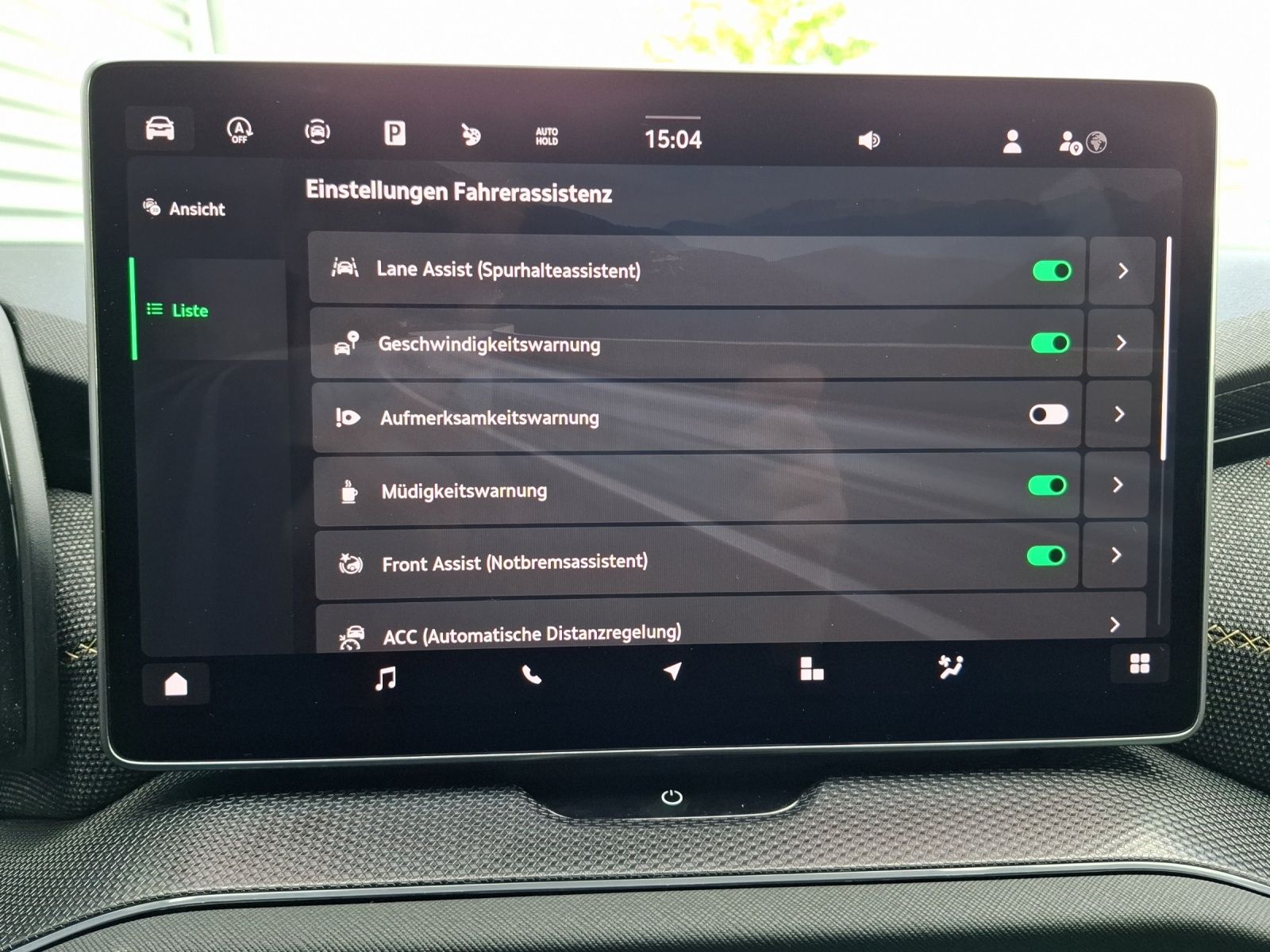 Fahrzeugabbildung SKODA Kodiaq TSI Selection DSG 4x4 7-Si Matrix AHK Nav