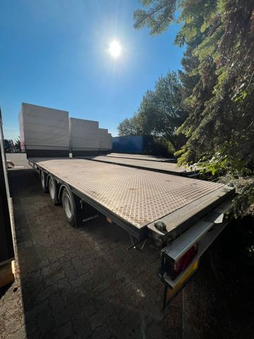 Fahrzeugabbildung Andere Einzigartiges Formel-1-Motorhome