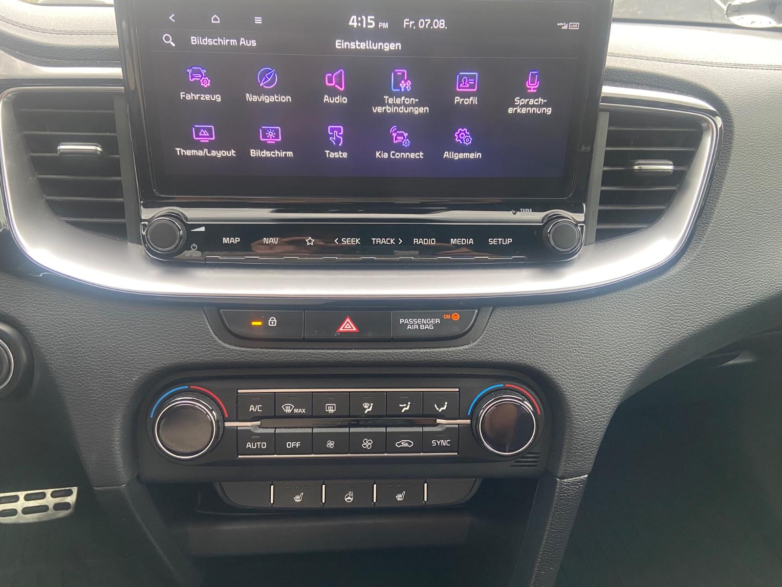 Kia pro cee'd / ProCeed