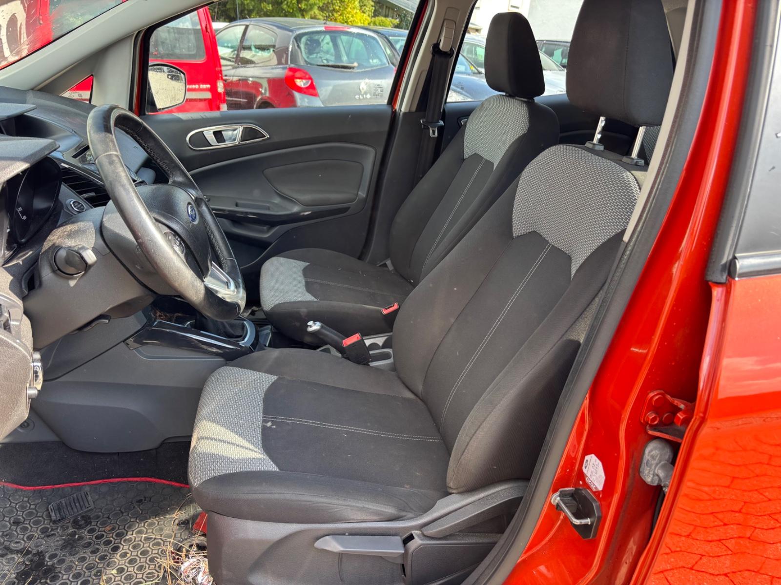 Ford EcoSport 2015 — photo 8