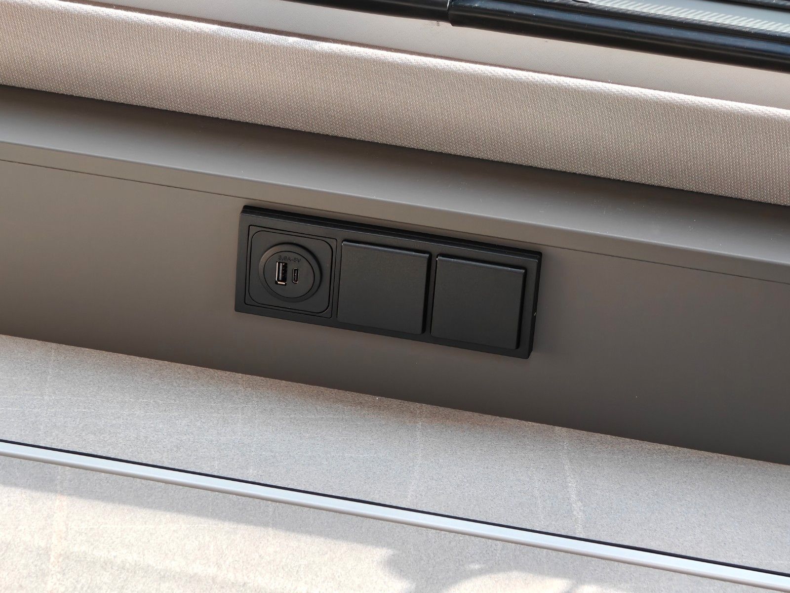 Fahrzeugabbildung HYMER / ERIBA / HYMERCAR Novaline 442 - MESSE-NEUHEIT 2026! -