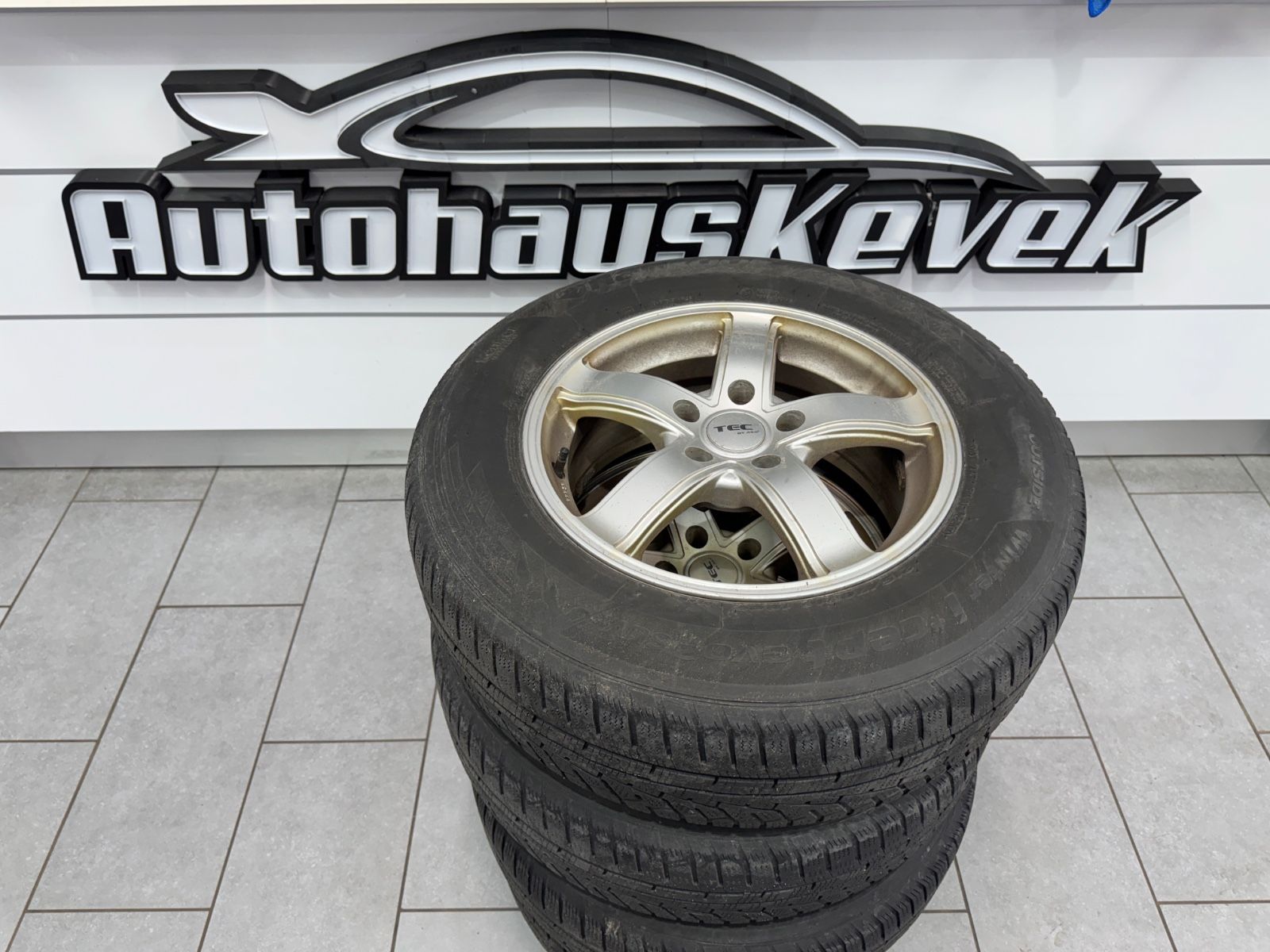 Fahrzeugabbildung Kia Sportage Spirit 4WD|TÜV 11/2027|8-FACH|