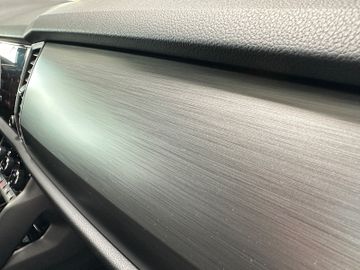 Fahrzeugabbildung SKODA Kodiaq Ambition Navigation PDC Touch BremsAssist
