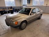 Mercedes-Benz Mercedes w201 190 er 2.0 Benzin OHNE TÜV - Mercedes-Benz 190 Gebrauchtwagen in München