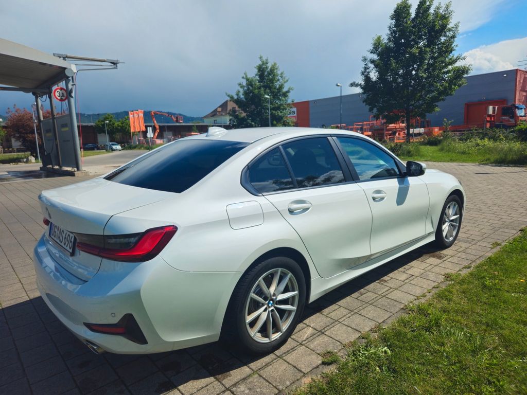 Image of BMW 318