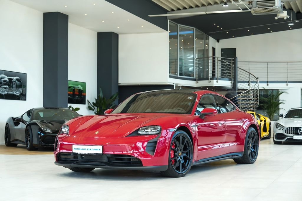 Porsche Taycan