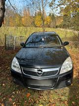 Opel Vectra - Opel Vectra aus 2007 mit Diesel-Antrieb