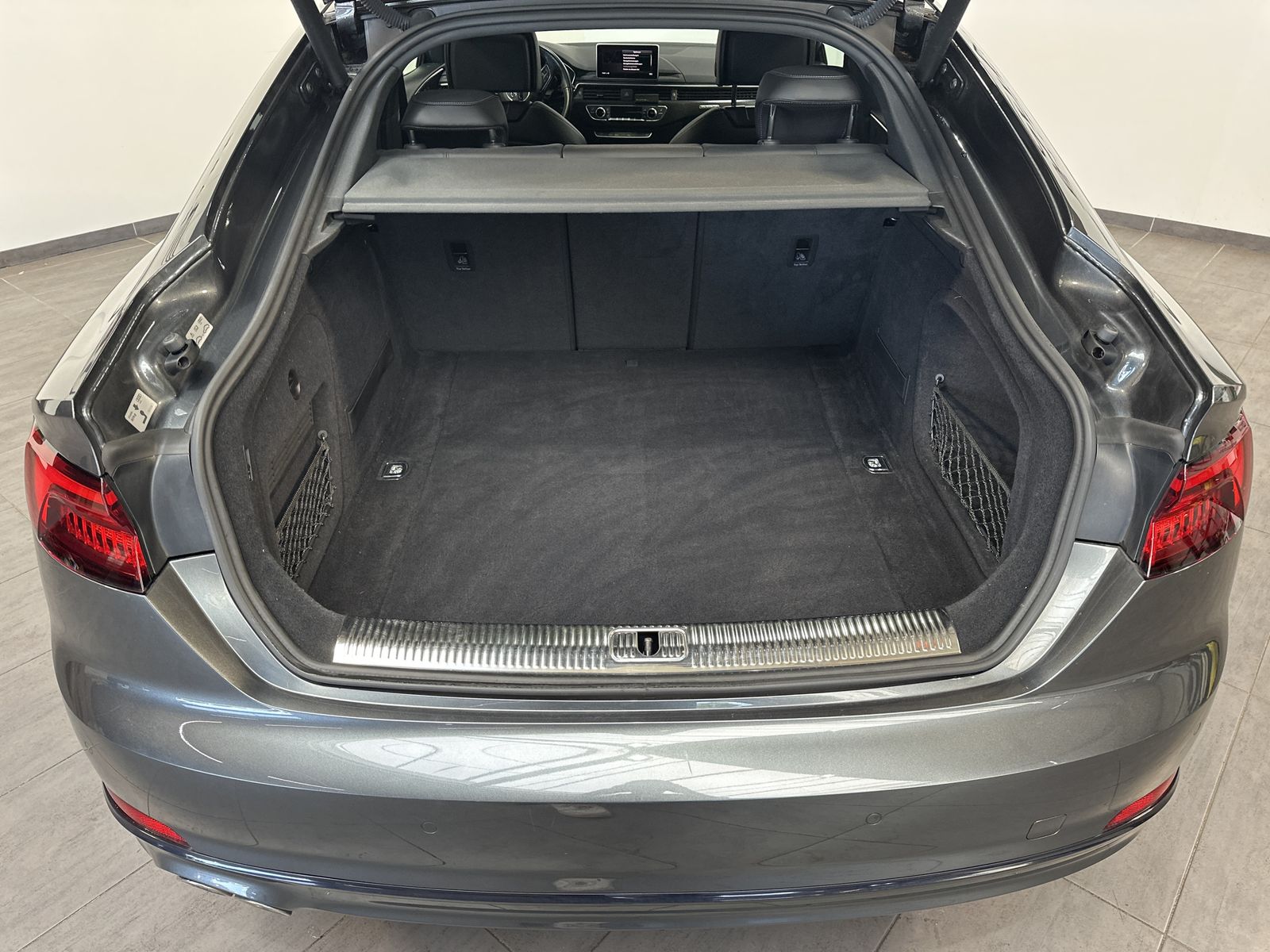 Fahrzeugabbildung Audi A5 SpB 50 TDI Qu S-Line NAV+LED+AHK+PANO+ACC+KAM