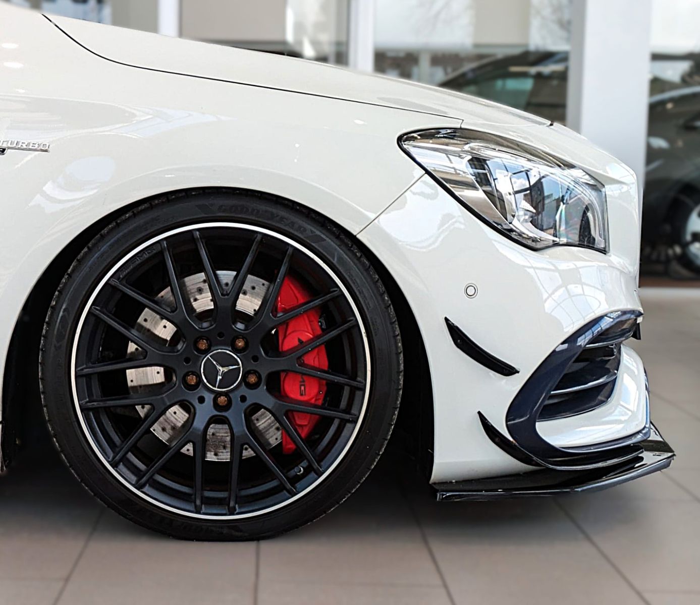 Fahrzeugabbildung Mercedes-Benz CLA 45 AMG PERFORMANCE | PANO| NIGHT| AERO I LED
