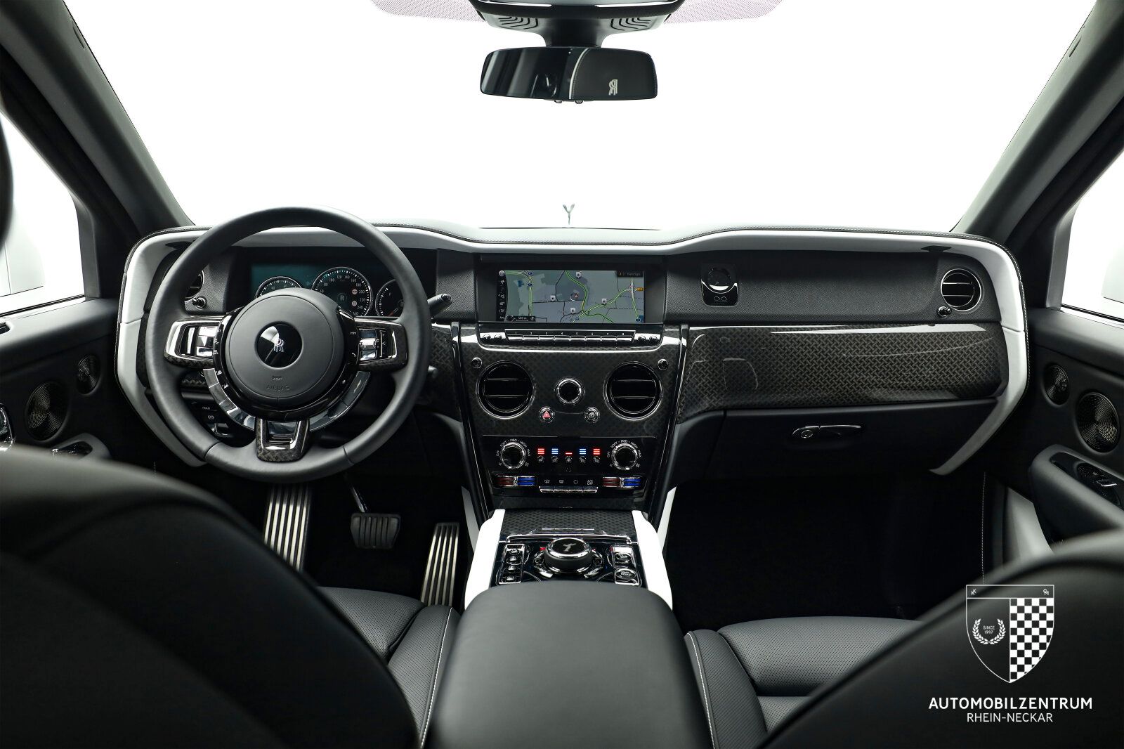 Rolls-Royce Cullinan - Bild 15