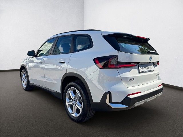 BMW X1 xDrive23i Steptronic,Head-Up,Driv.&Parking As imagem 3