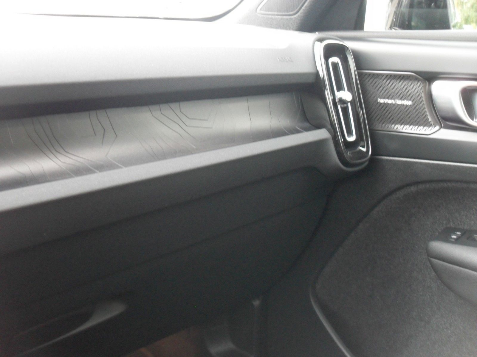 Fahrzeugabbildung Volvo C40 Ultimate Recharge Pure Electric AWD