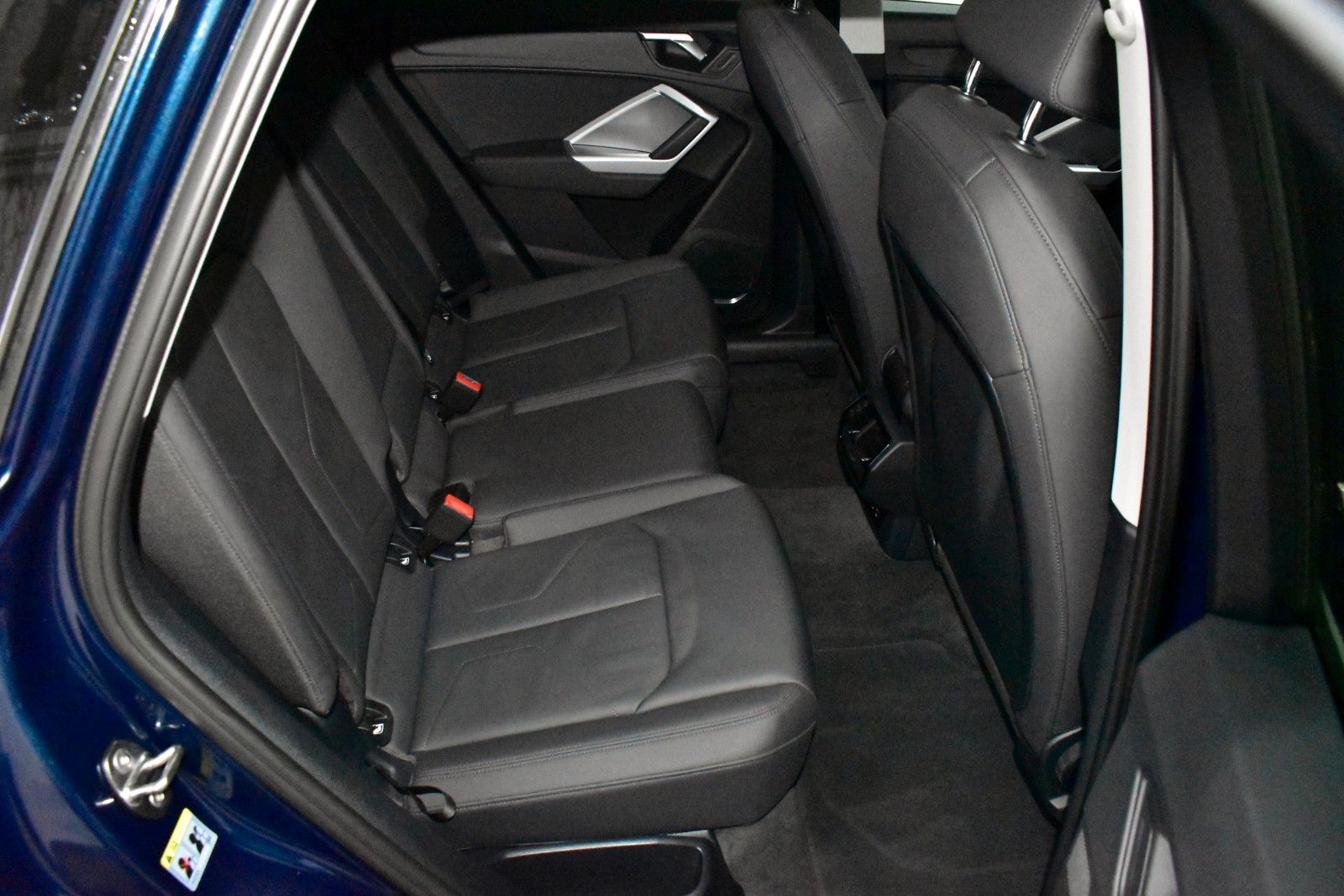 Fahrzeugabbildung Audi Q3 35 TDI advanced,Leder,Navi,Kamera,CarPlay,B&O