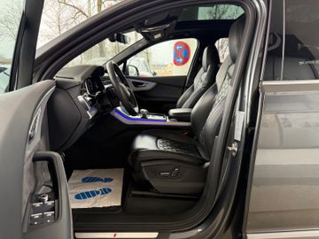 Audi Q7 - 12