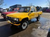 Toyota Hilux 2.4 D 4x4 pick up manual two units - Toyota Hilux in Bremen