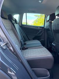 Volkswagen Tiguan - 10
