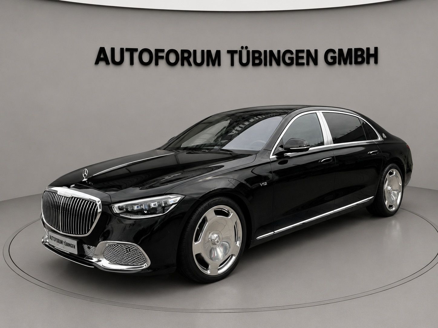 Fahrzeugabbildung Mercedes-Benz S 680 Maybach 4 matic *PANO*BURMESTER 4D*