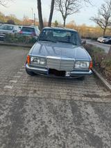Mercedes-Benz W123 280E - Mercedes-Benz 280 aus 1980: 280e