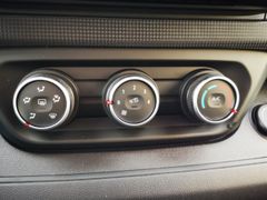 Fahrzeugabbildung Trafic Kasten 3,1t Komfort 110 dCi L2H1 2.0 BLUE