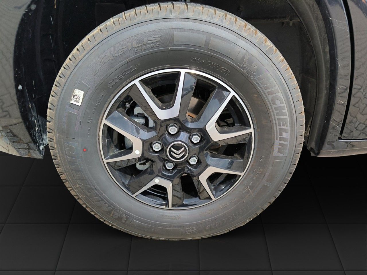 Fahrzeugabbildung LMC Innovan 600 Rahmenfenster Markise - Aktion