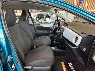 Toyota Yaris Hybrid Life *Navi*Klima*