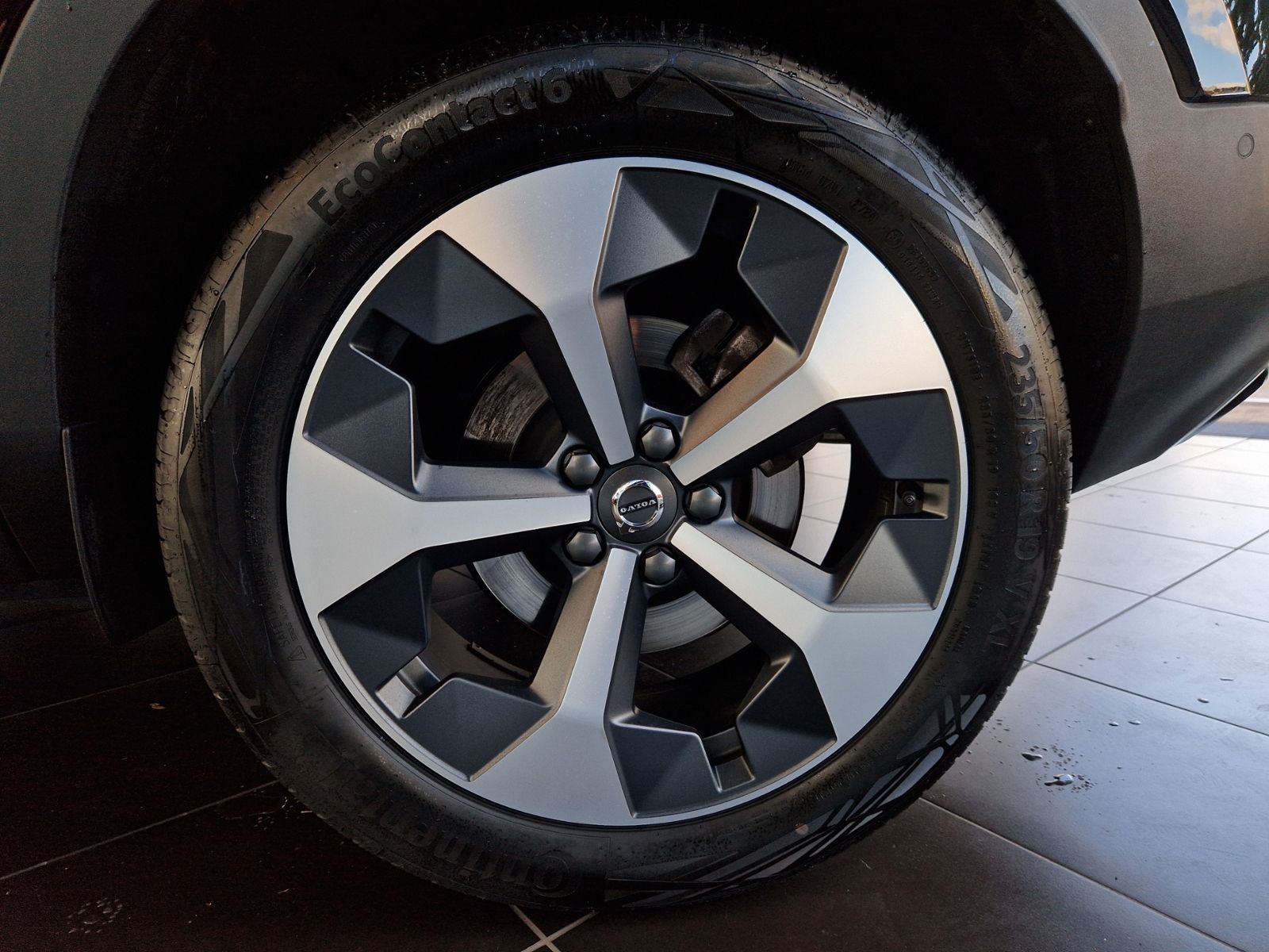 Fahrzeugabbildung Volvo XC40 Ultra Dark PANO KLIMA ALU AHK NAVI