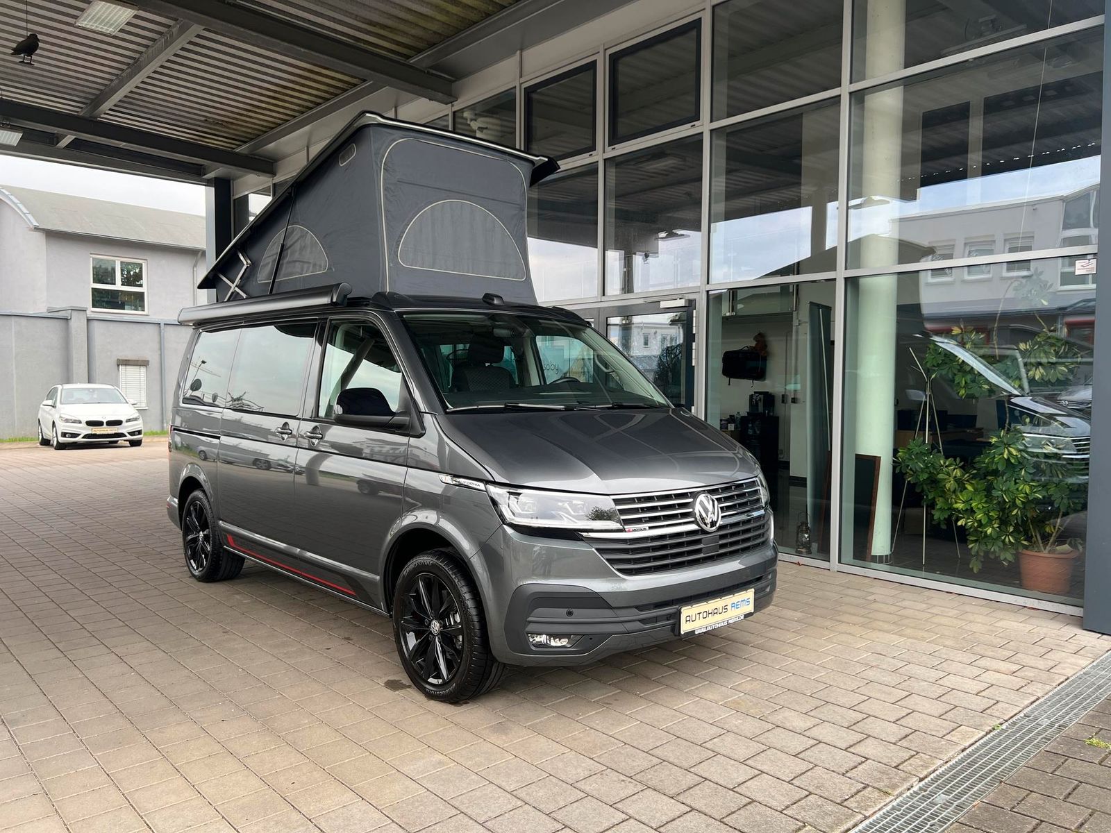 Volkswagen T6.1 California Beach Edition 4 Motion AHK Navi foto 1
