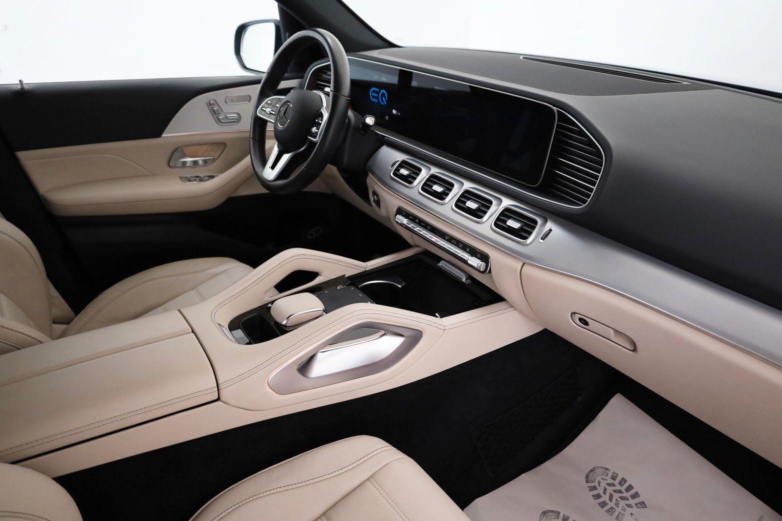 Fahrzeugabbildung Mercedes-Benz GLE 350de 4M Leder,Navi,LED,Park-Paket 360°,AHK