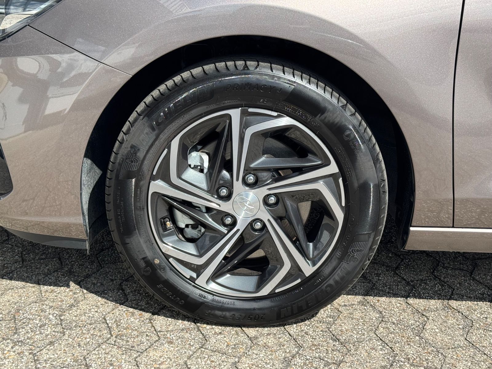 Fahrzeugabbildung Hyundai i30 Select Mild-Hybrid/PDC/DAB/SHZ/KLIMA/TEMPOMA